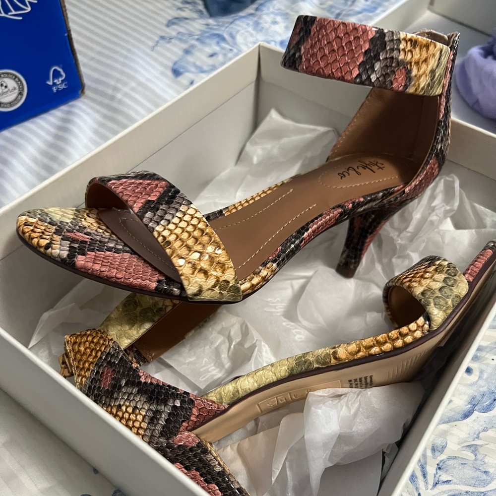 Style & Co snakeskin heels